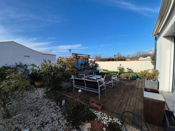 MAISON RECENTE PLAIN-PIED 83 m² 3 CHAMBRES GARAGE JARDIN