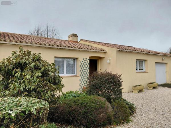 Maison individuelle à vendre à Challans en Vendée (85300), ref : VM5630-85092
