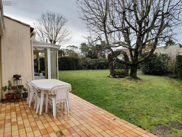 Maison individuelle à vendre à Challans en Vendée (85300), ref : VM5630-85092