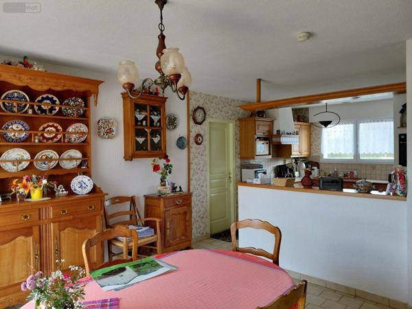 Maison individuelle à vendre à Challans en Vendée (85300), ref : VM5630-85092
