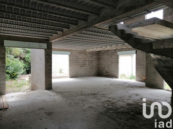 Maison à vendre 8 pièces 183 m² Morières-lès-Avignon