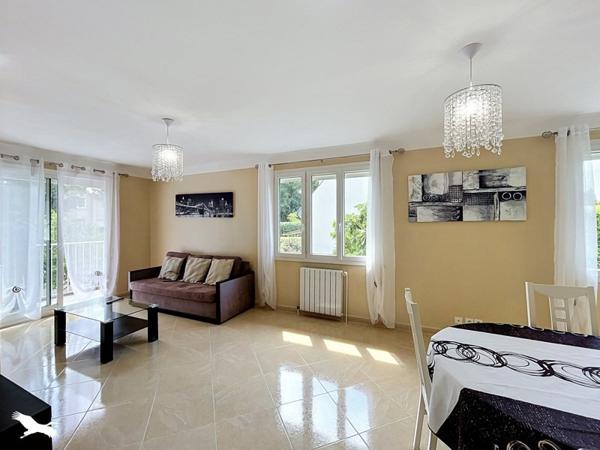 Maison 455 000 € Les Clayes-sous-Bois 5 p 135 m² DPE D