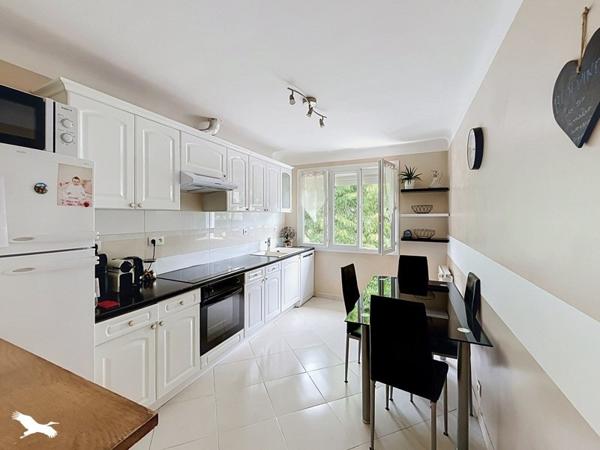 Maison 455 000 € Les Clayes-sous-Bois 5 p 135 m² DPE D