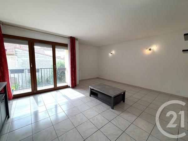Appartement F3 à vendre  3 pièces - 57 m 2   ECQUEVILLY  - 78