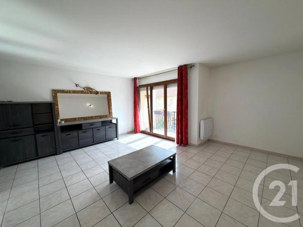 Appartement F3 à vendre  3 pièces - 57 m 2   ECQUEVILLY  - 78