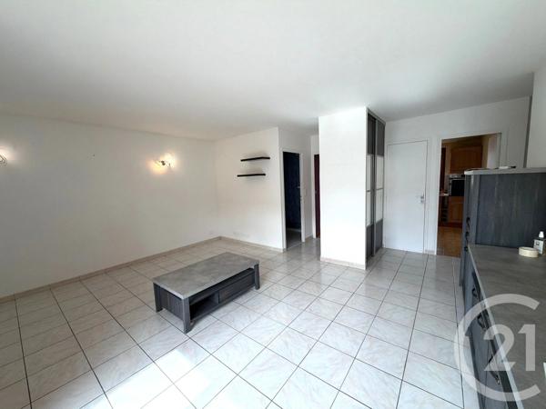 Appartement F3 à vendre  3 pièces - 57 m 2   ECQUEVILLY  - 78