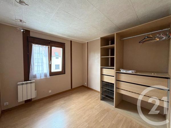 Appartement F3 à vendre  3 pièces - 57 m 2   ECQUEVILLY  - 78