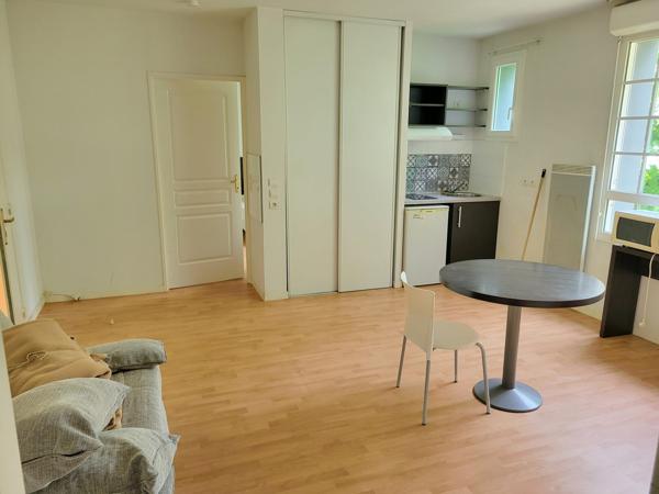 T2 MEUBLE - 800 € CC / MOIS - PESSAC CANDAU