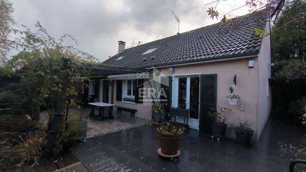 Ensemble immobilier Saint Germain Les Arpajon 6 pièce(s) 176 m2