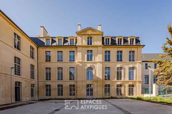 Appartement neuf au dernier étage dans immeuble historique