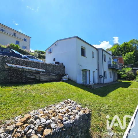 Maison à vendre 5 pièces 147 m² Saint-Genest-Lerpt