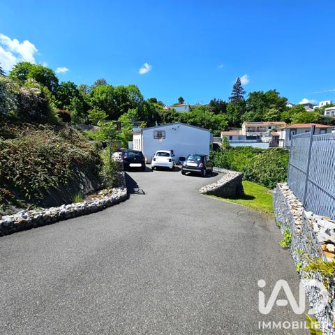 Maison à vendre 5 pièces 147 m² Saint-Genest-Lerpt