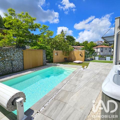 Maison à vendre 5 pièces 147 m² Saint-Genest-Lerpt