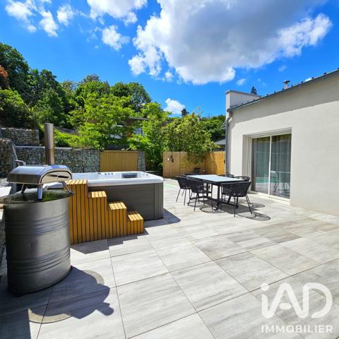 Maison à vendre 5 pièces 147 m² Saint-Genest-Lerpt
