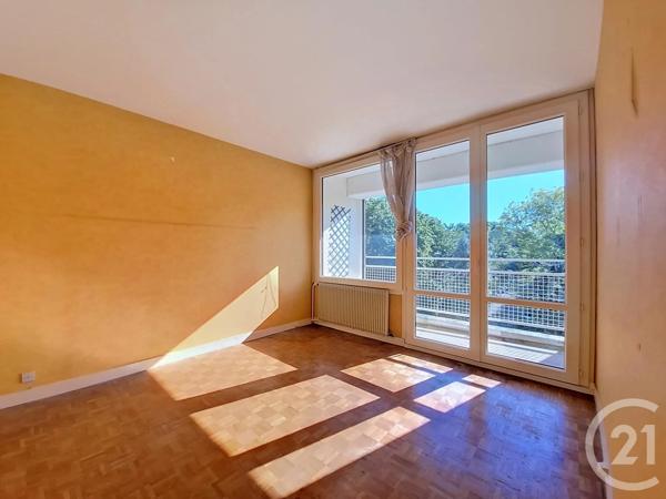 Appartement F2 à vendre  2 pièces - 43,78 m 2   VAUX LE PENIL  - 77