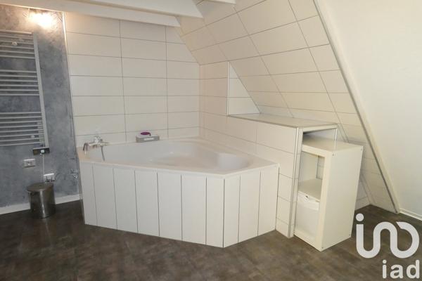 Appartement à vendre 3 pièces 82 m² Huningue