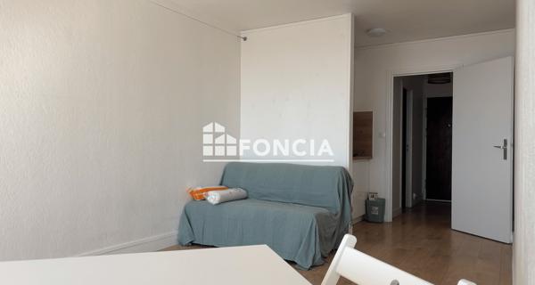 Location Studio meublé 27.06 m² - Paris 75018