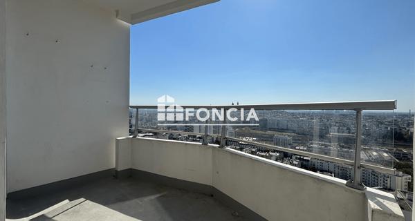 Location Studio meublé 27.06 m² - Paris 75018
