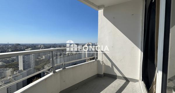 Location Studio meublé 27.06 m² - Paris 75018