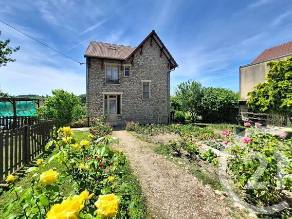 Maison à vendre  4 pièces - 90 m 2   NEMOURS  - 77