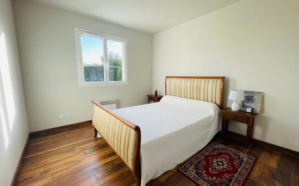 Maison à vendre    5 pièces •  Narrosse