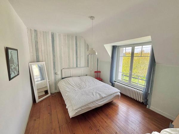 Plouhinec - 29780 -maison 4 chambres sur sous-sol total et garage, avec jardin