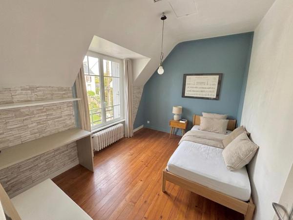 Plouhinec - 29780 -maison 4 chambres sur sous-sol total et garage, avec jardin