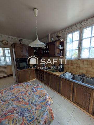 Maison d exception construction coloniale avec un magnifique espace arrondi en verriere