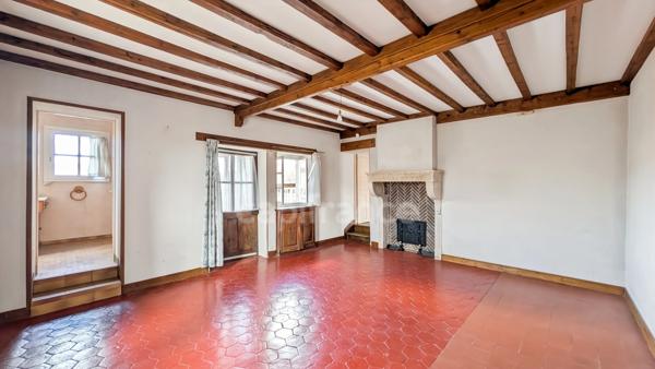 A vendre Magnifique Demeure de 11 pièces FONTAINES (71) 7 chambres garage atelier 6000 m² de terrain !