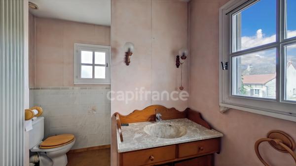 A vendre Magnifique Demeure de 11 pièces FONTAINES (71) 7 chambres garage atelier 6000 m² de terrain !