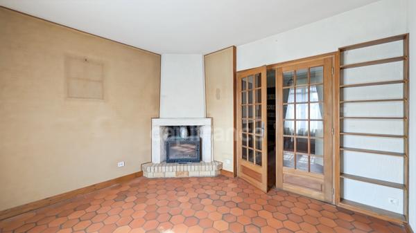 A vendre Magnifique Demeure de 11 pièces FONTAINES (71) 7 chambres garage atelier 6000 m² de terrain !