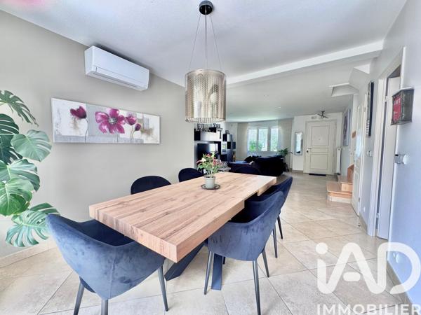 Maison à vendre 7 pièces 141,62 m² Roissy-en-Brie