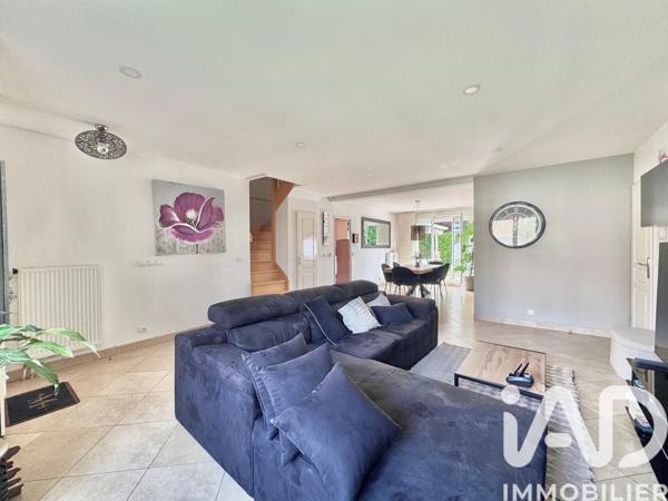 Maison à vendre 7 pièces 141,62 m² Roissy-en-Brie