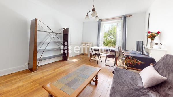 Maison
         6 pièces
        - 120 m² Exclusivité 110 000 € *