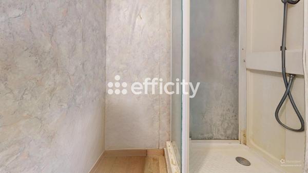 Maison
         6 pièces
        - 120 m² Exclusivité 110 000 € *
