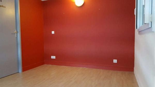 LA ROCHE SUR YON / Location Appartement 1 Pièce 34 m²
