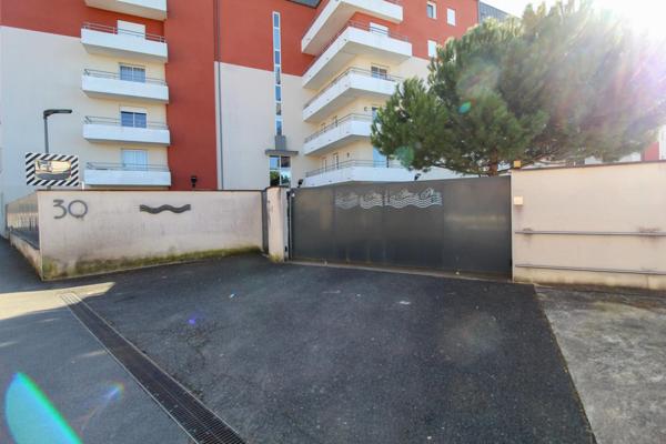 Appartement d'exception au bord de l'étang du Plessis