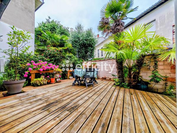 Maison
         7 pièces
        - 145 m²
