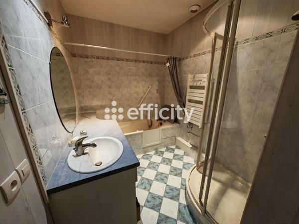 Maison
         7 pièces
        - 145 m²