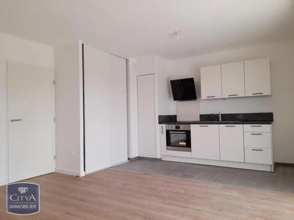 Appartement à louer 3 pièces 55.7m² Bezannes (51430)