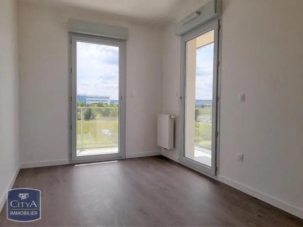 Appartement à louer 3 pièces 55.7m² Bezannes (51430)