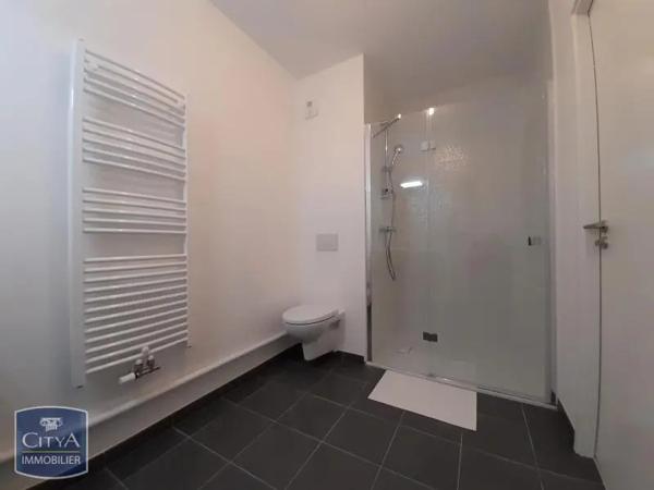Appartement à louer 3 pièces 55.7m² Bezannes (51430)