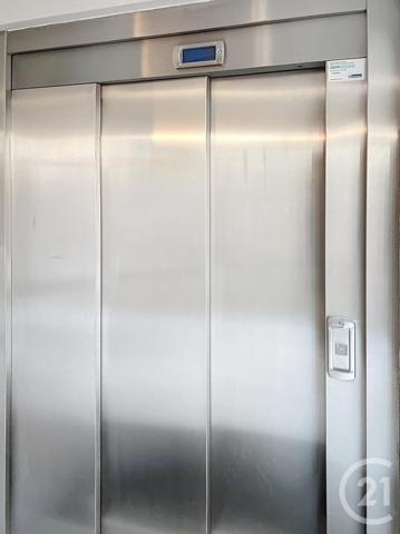 Appartement F2 à vendre  2 pièces - 48 m2 ST GEORGES SUR BAULCHE - 89