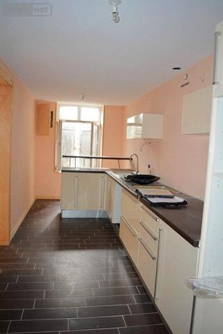 Appartement à vendre à Thiers dans le Puy-de-Dôme (63300), ref : 63022-42