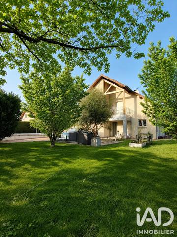 Maison à vendre 8 pièces 169,67 m² Villars-Saint-Georges