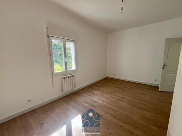Maison 5 pièces avec terrain, grange et terrasse