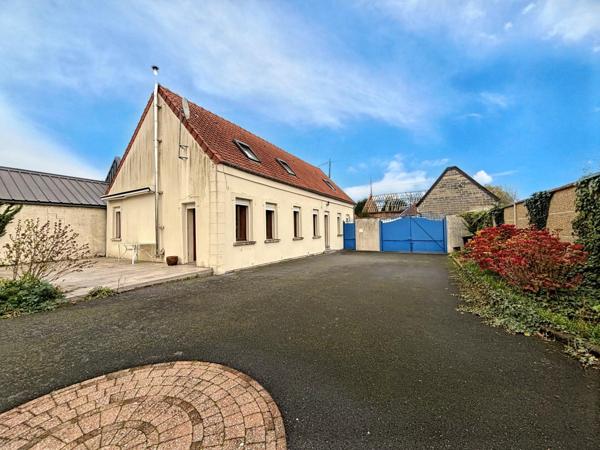 Campagne paisible, villes à portée de main !