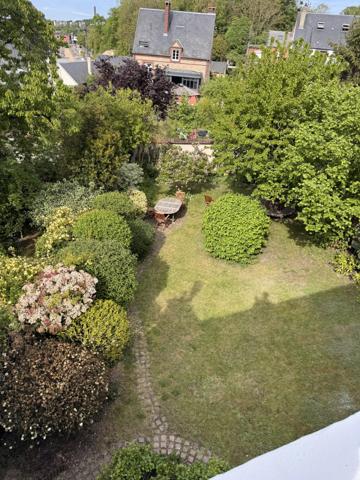 À vendre - Maison bourgeoise, 7 pièces située à Évreux (27000)