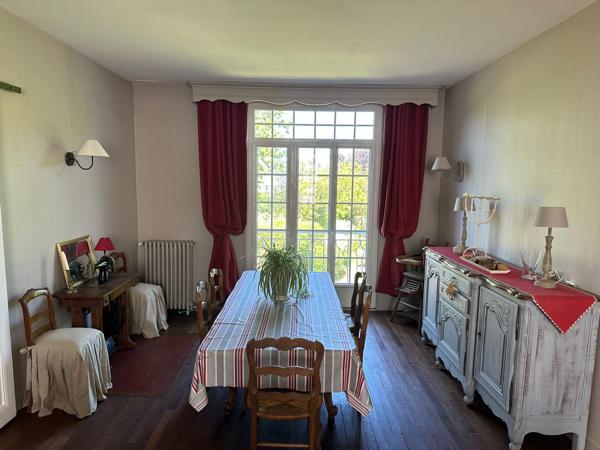 À vendre - Maison bourgeoise, 7 pièces située à Évreux (27000)