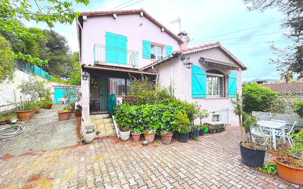 Appartement à vendre    4 pièces • 66 m2 Allauch